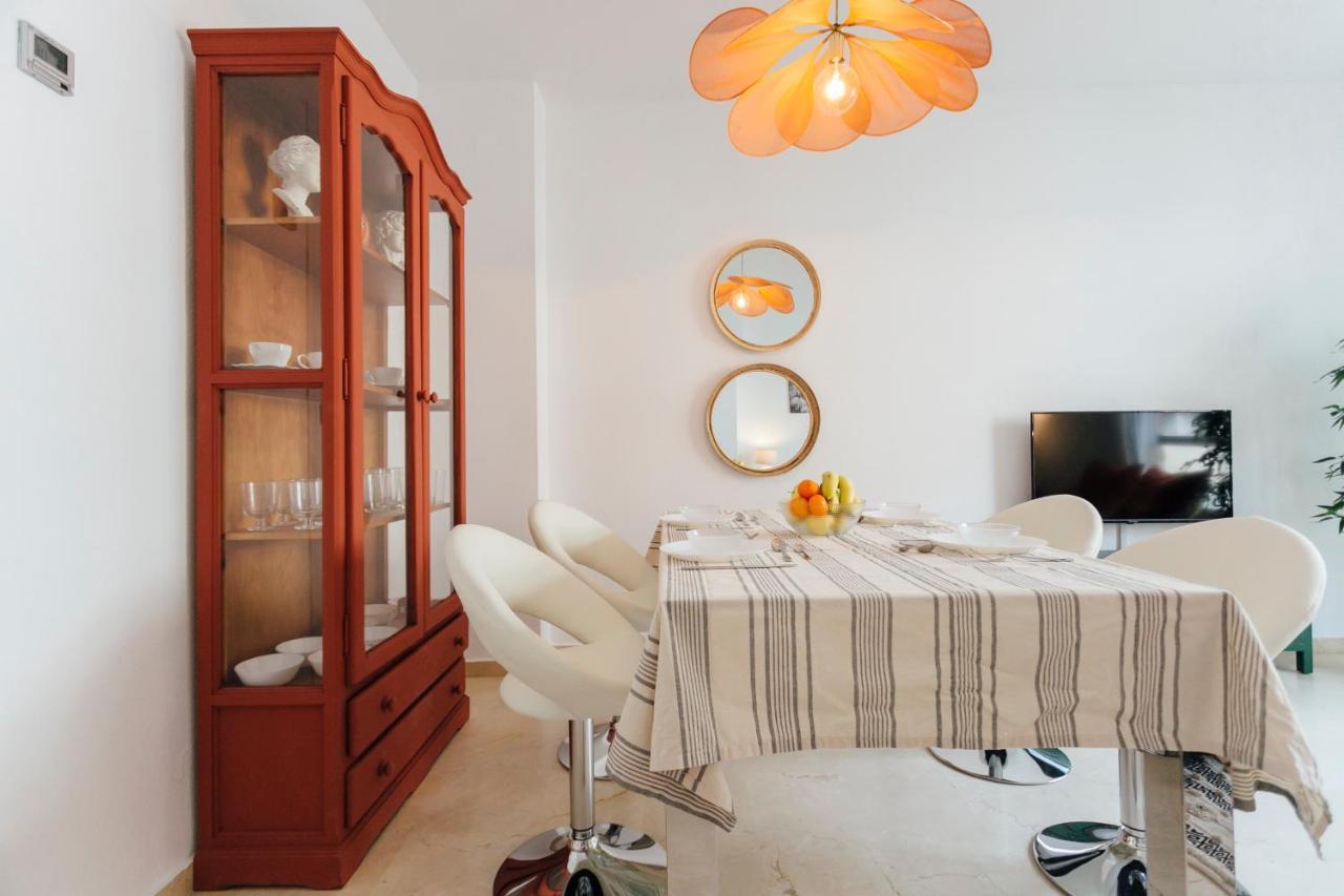 Appartement Reformed And Bright- 2bdr 1bth- Nervion Sevilla