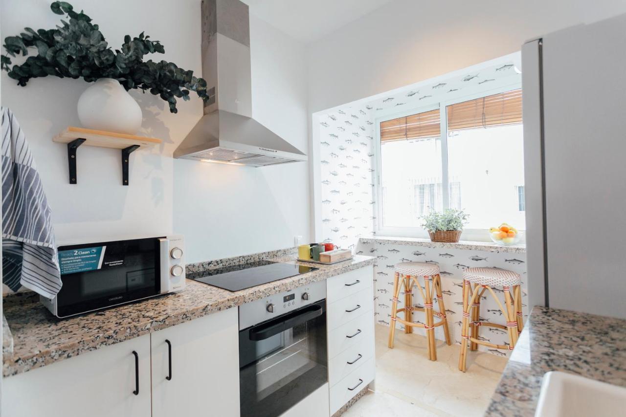 Reformed And Bright- 2bdr 1bth- Nervion Appartement *